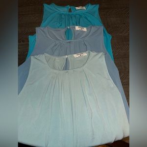 Zenana NWOT Bundle of 3 M Tops